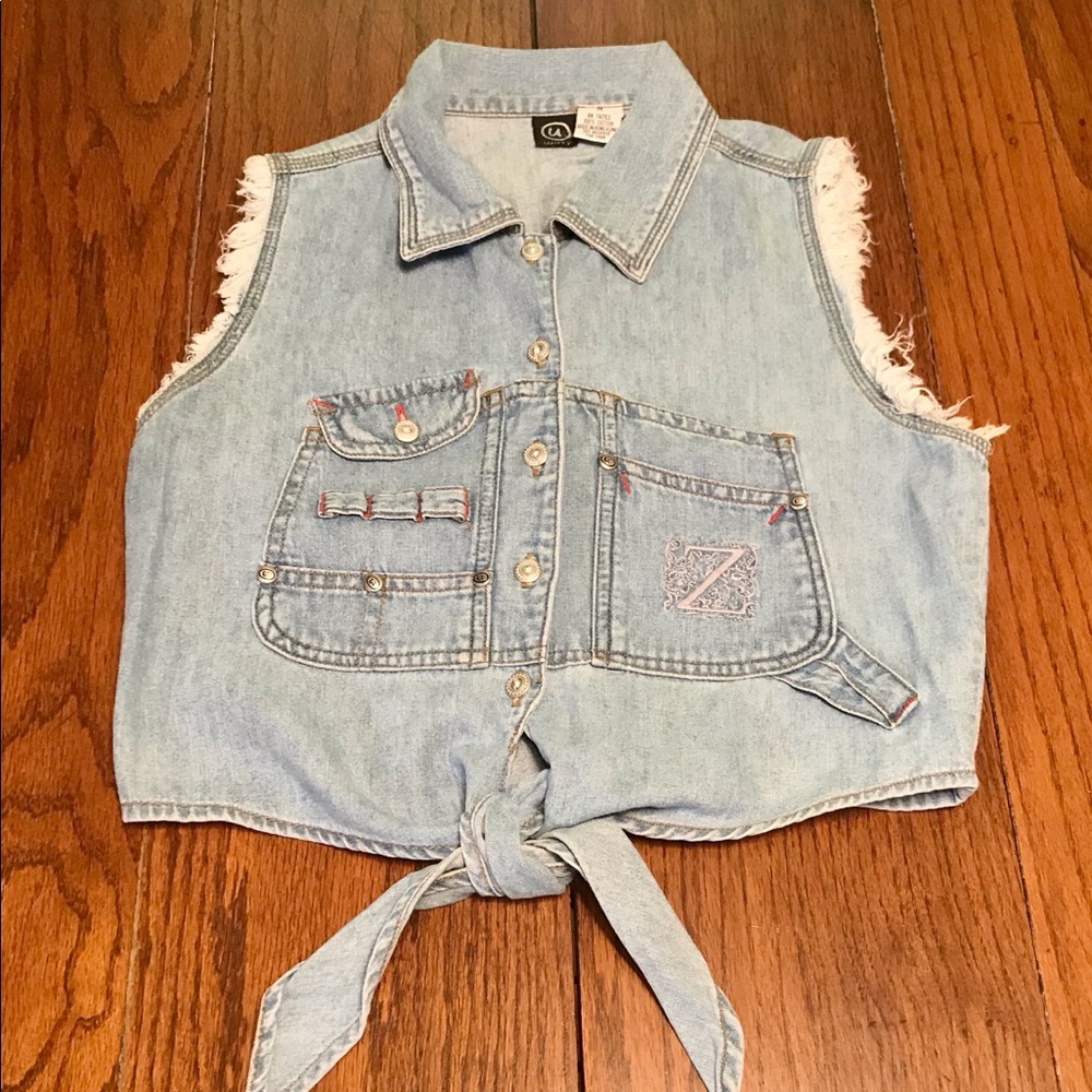 - - Unity Sleeveless Light Denim Top